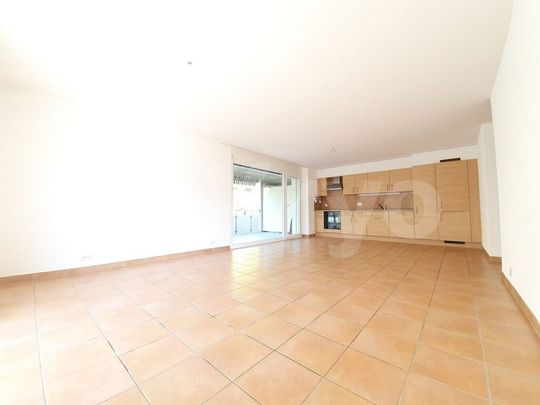 Beautiful 4.5-room apartment with terrace in the city center - Photo 1