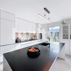 New detached house with private garden - Foto 2