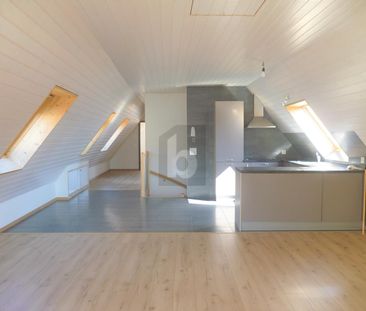 CHARME ET MODERNITÉ SOUS COMBLES - Foto 1