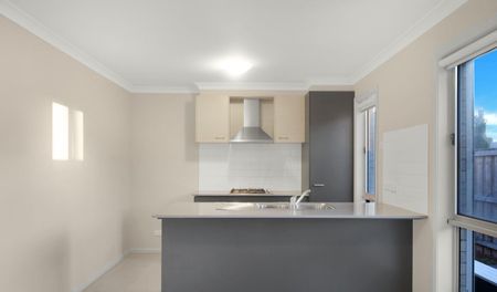 Modern 3 Bedroom Home in Tarneit - Photo 4