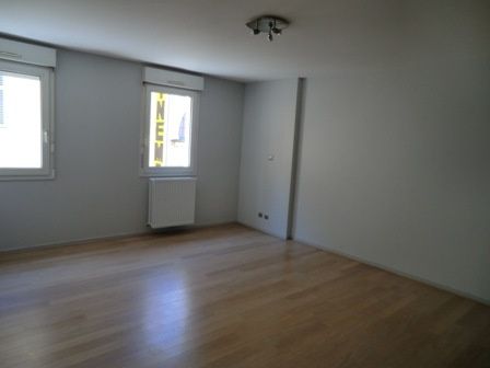 T3 - CENTRE VILLE - CHALON - Photo 4