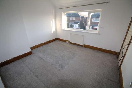 Glenroy Gardens, South Pelaw, Chester-le-street, DH2 - Photo 3