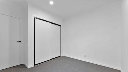 Family Home for Lease – Modern Comfort & Style – Low Maintenance - Photo 2