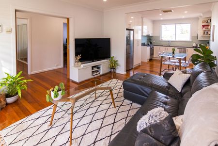 5/13 Arnold Court, Pascoe Vale VIC 3044 - Photo 2
