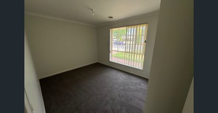 Spacious & Refreshed 3-Bedroom Unit in Prime Hillside Location - Photo 2