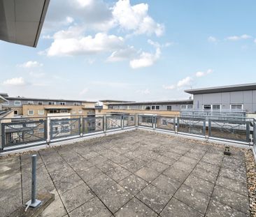 2 bedroom penthouse to rent - Photo 5