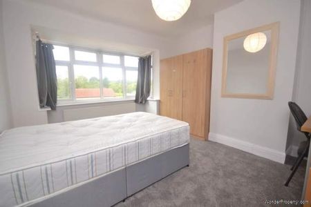 6 bedroom property to rent in Reading - Photo 2