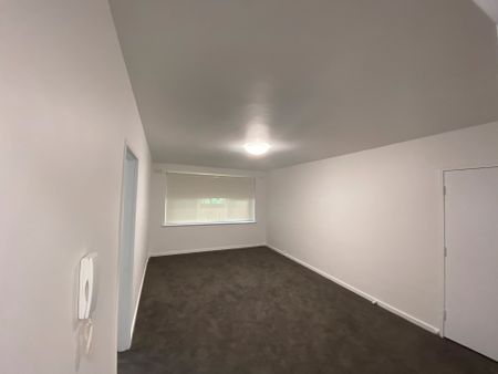 Renovated on the ground floor. - Photo 4