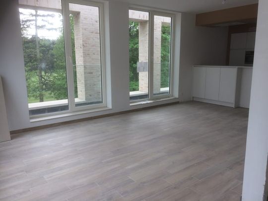 Appartement te huur - Photo 1