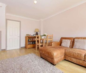 Carnation Way, Aylesbury, HP21 - Photo 2