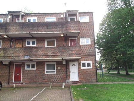 Waleran Close, Stanmore, HA7 - Photo 2