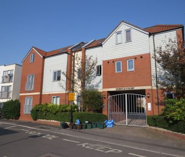 2 Bedroom - Photo 5