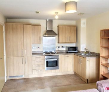 2 bedroom flat to rent - Photo 4