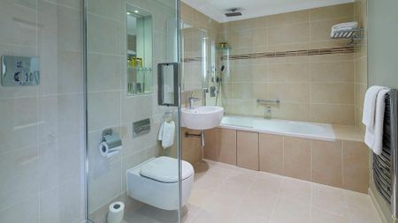 2 bedroom flat to rent - Photo 5