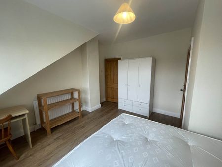 Low Lane (Room 3), Horsforth, Leeds - Photo 3