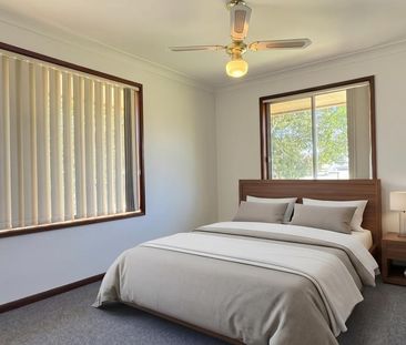 GENEROUS SPACE MEETS CENTRAL PENRITH LOCATION! - Photo 4