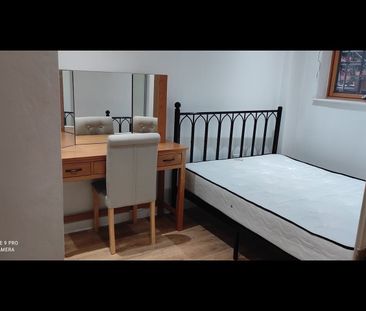 1 Bed Flat, Fulcrum, S1 - Photo 3