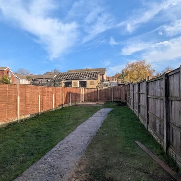 3 bedroom terraced house to rent - Photo 1