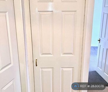 2 bedroom maisonette to rent - Photo 2