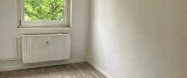 Modernisierte 4 Raumwohnung mit Balkon - Foto 1