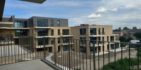 Appartement te huur in Veurne voor € 875 met 2 slaapkamers - Photo 2