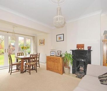 3 bed detached house to rent in Springfield Road, Guildford, GU1 - Photo 5