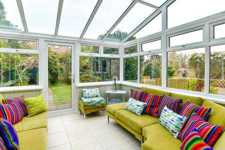 3 bedroom detached house to rent - Photo 3