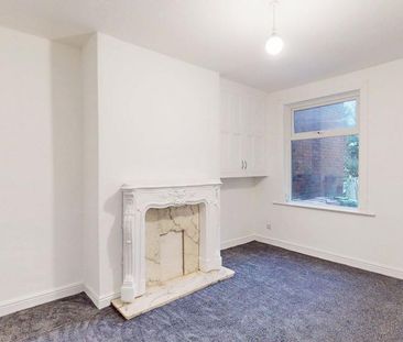 4 bedroom terraced house to rent - Photo 5