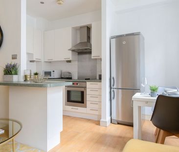1 Bed Flat, Strype Street, E1 - Photo 1