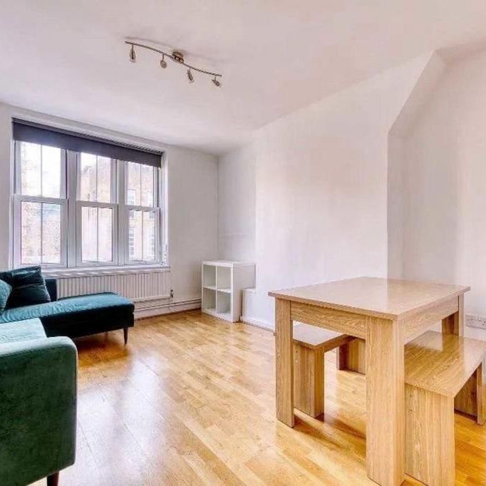 3 bedroom flat to rent - Photo 1