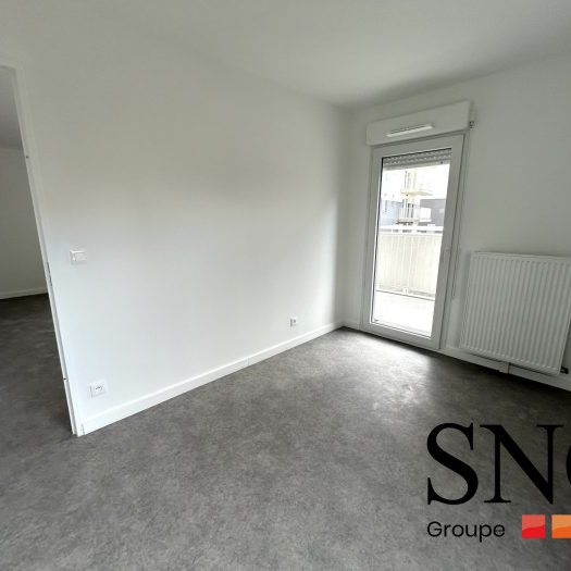 T4 AVEC BALCON + PARKING - Photo 1