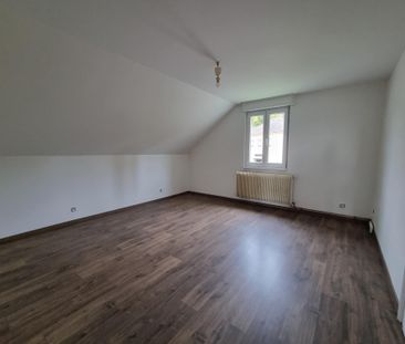 Location Maison 127.65 M² HIRSINGUE 1 120 € - Photo 3