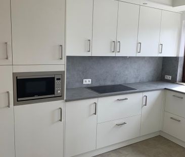 Mooi appartement met 2 slaapkamers te huur in centrum Lommel - Foto 1