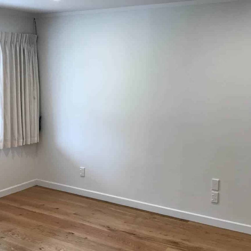 Epsom Elite - Secure Family Living in DGZ with... - Photo 1