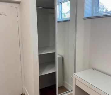 For Lease - 145 Harrison Drive Unit# Lower 2, Newmarket, Ontario - Photo 2