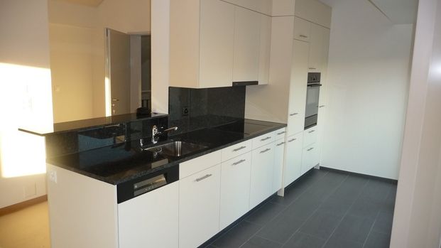 "Moderne Dachwohnung in ruhigem Wohnquartier" - Foto 1