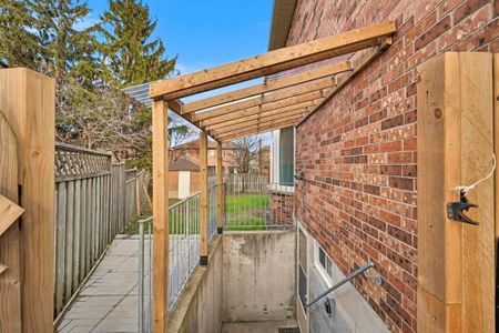 For Lease - 1105 Petunia Place Unit# BSMT, Pickering, Ontario - Photo 2