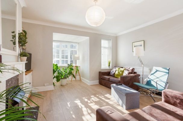 3 bedroom semi-detached house to rent - Photo 1