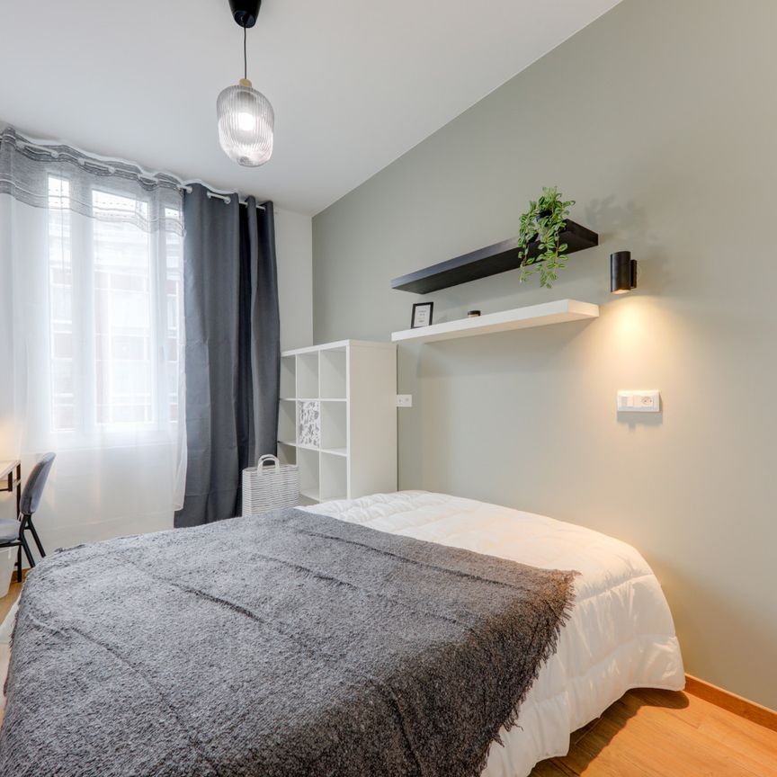 NICOLAÏ Roommate 3 Bedrooms at Lyon 7e - Photo 1