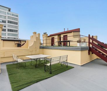 Oversized Beachfront Art Deco Retreat with Dedicated Study - Photo 4