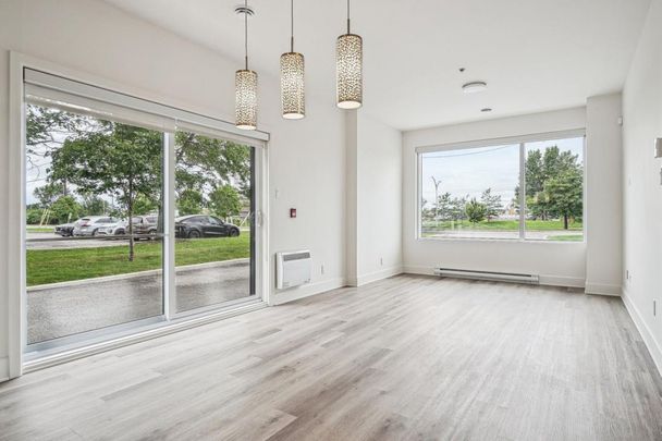 Appartement à louer - Laval (Chomedey) (Place Renaud) - Photo 1