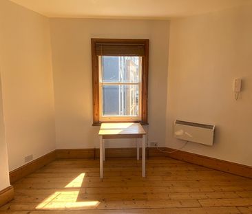 Studio Flat, Stokes Croft, BS1 - Photo 2