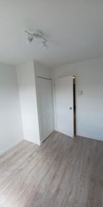 41/2 ou 5 1/2 Québec**Charlesbourg**Ascenseur**Béton**Frais peint**Non fumeur de toute substance**libre à partir de décembre, 1225$ et 1350$ - Photo 3