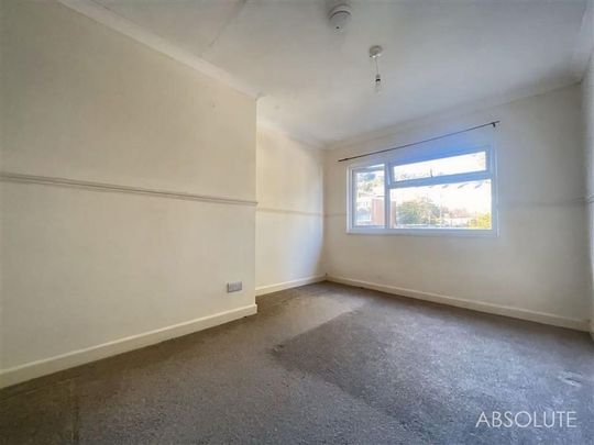 3 bedroom apartment to rent - Photo 1