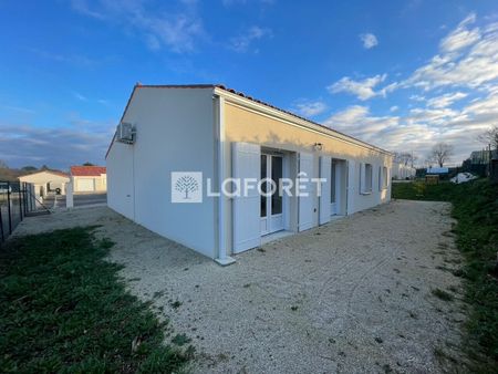 Maison T4 Saint-Georges-des-Coteaux à louer - Photo 4