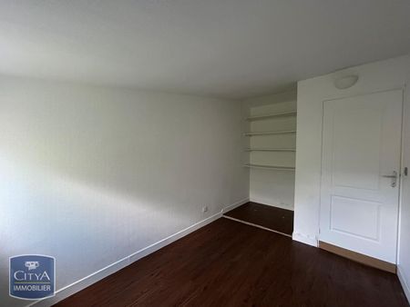 Location Maison 2 pièces 45m² COUR CHEVERNY 41700 - Photo 3