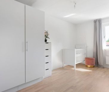 Möjavägen, Enebyberg - Photo 1