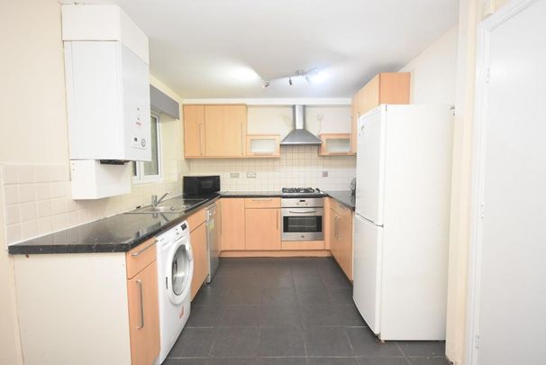 Sadler Court, Hulme, Manchester, M15 5RP - Photo 1