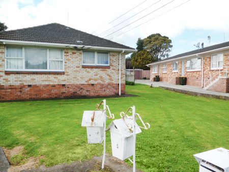 1/8 Grantham Road, Papatoetoe, Auckland - Photo 5