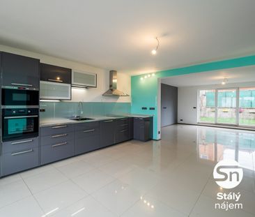 Pronájem domu 136 m² s pozemkem 67 m² - Photo 2